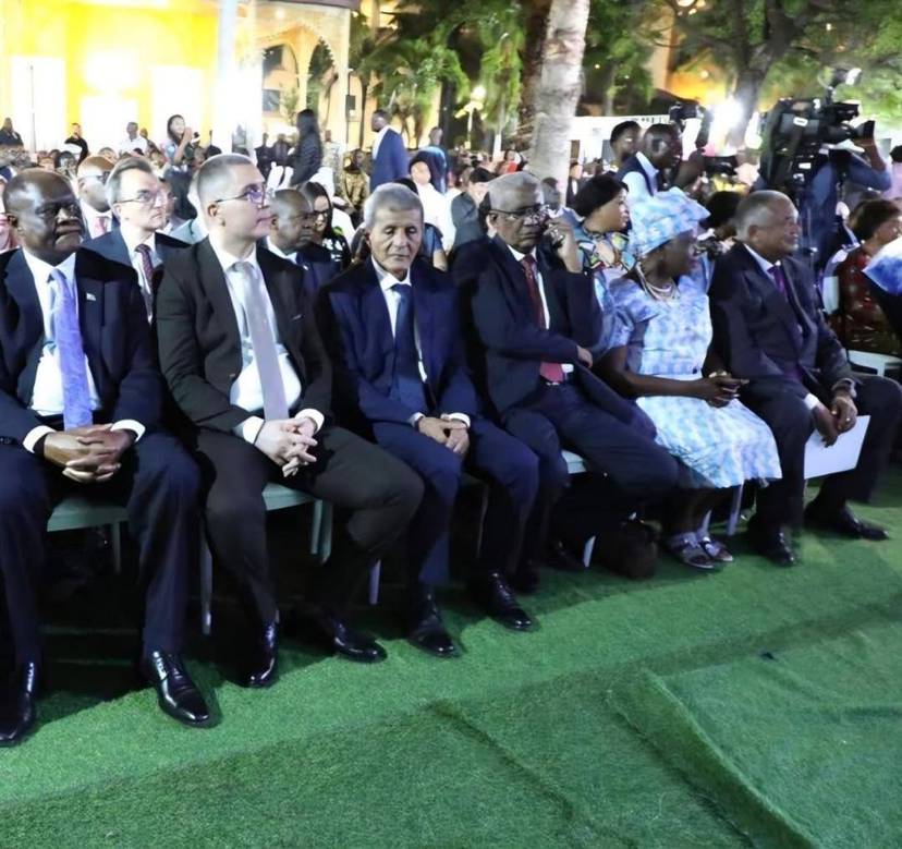 مشاركة سفارة الجزائر  بلواندا في فعاليات إحياء يوم إفريقيا