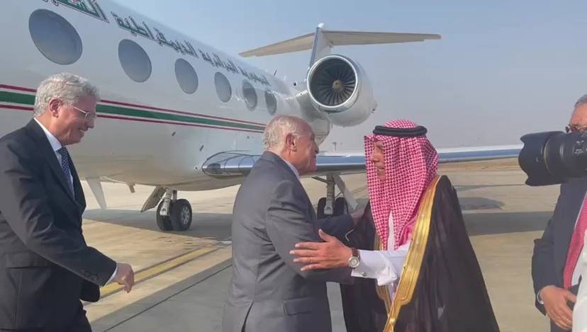 Attaf begins official visit to Saudi Arabia