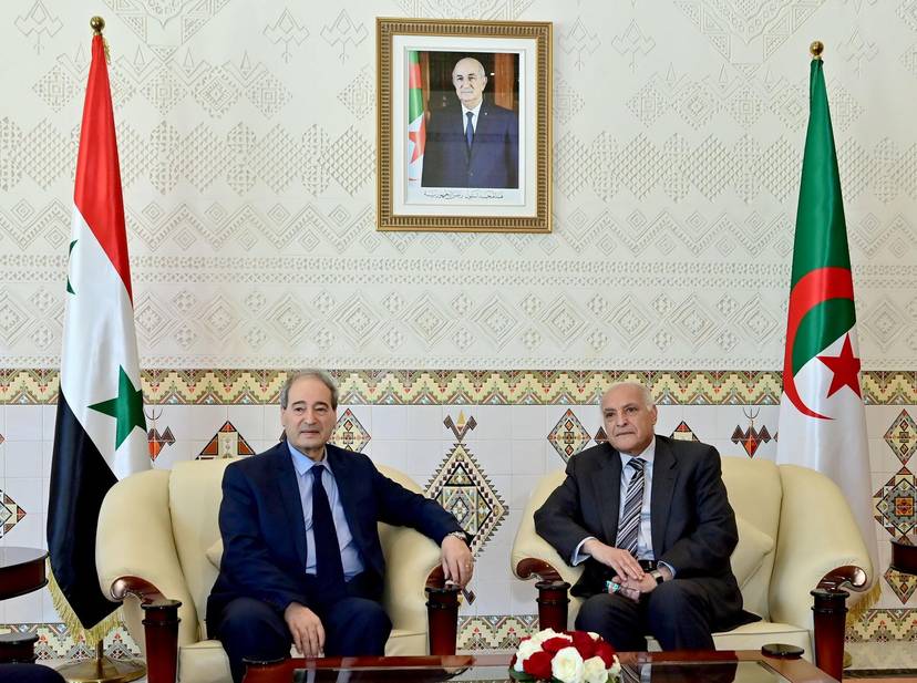 Minister Attaf receives his Syrian counterpart