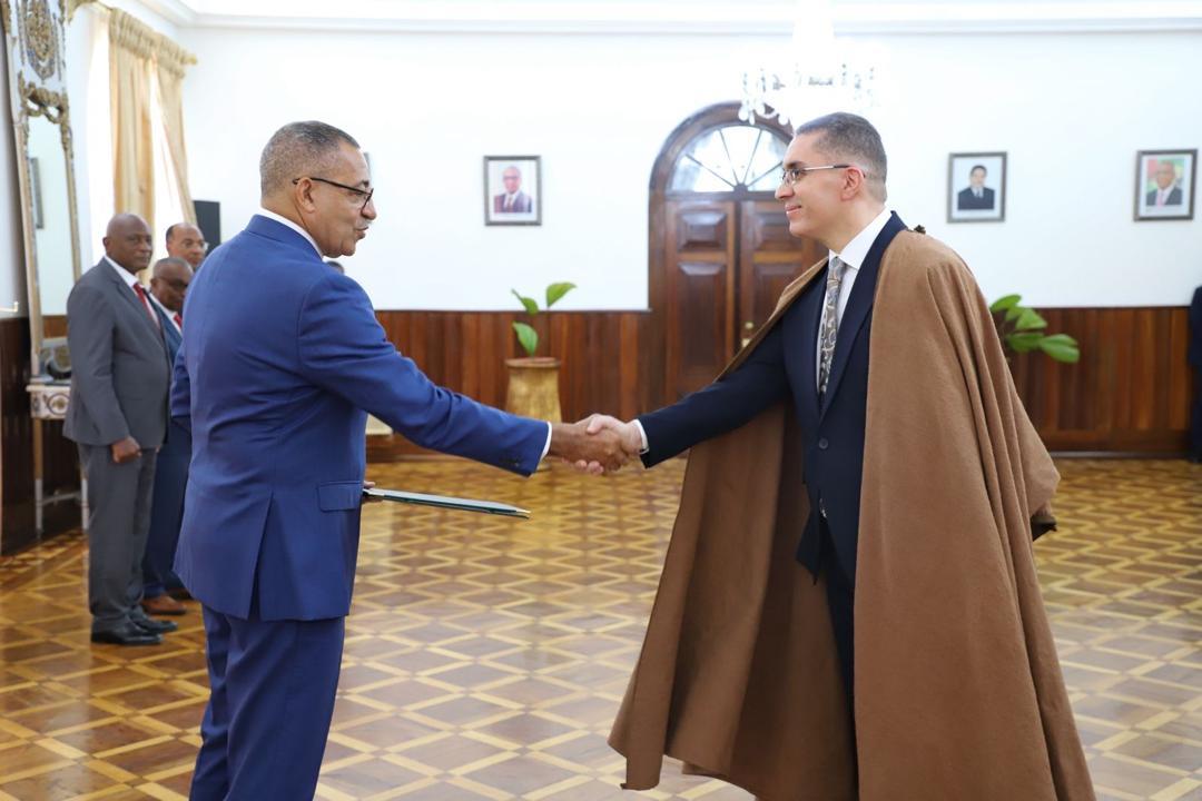 Ambassador Mounir Bourouba presented his Letters of Credence to the President of the Democratic Republic of São Tomé and Príncipe, Mr. Carlos Manuel Vila Nova.